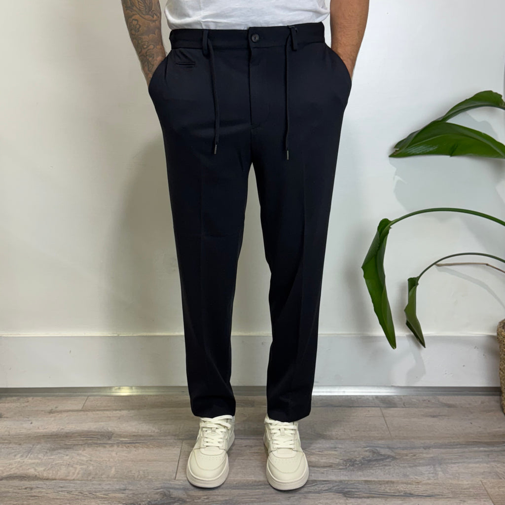 Pantalaccio in punto Milano