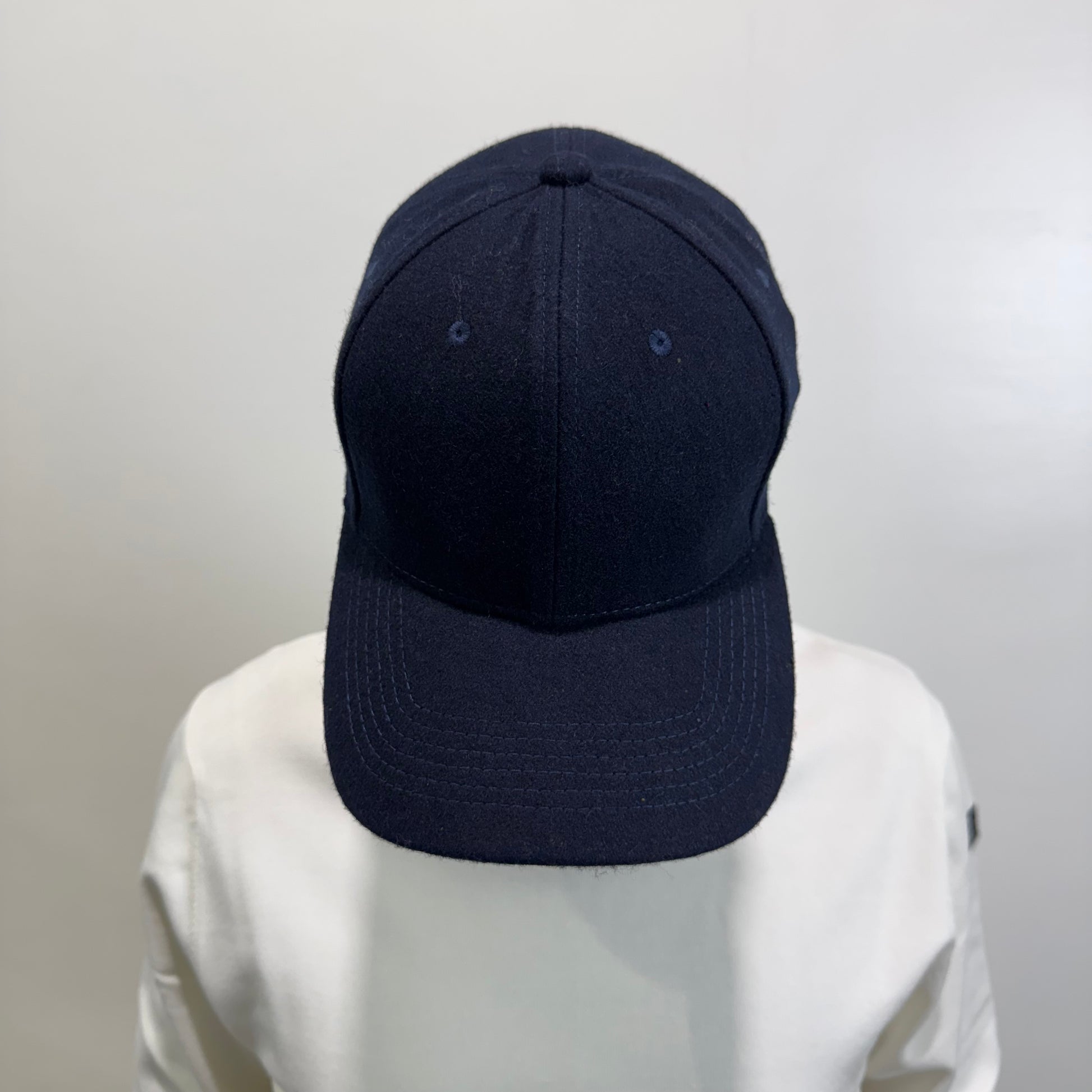 Cap. Visiera lana Impure