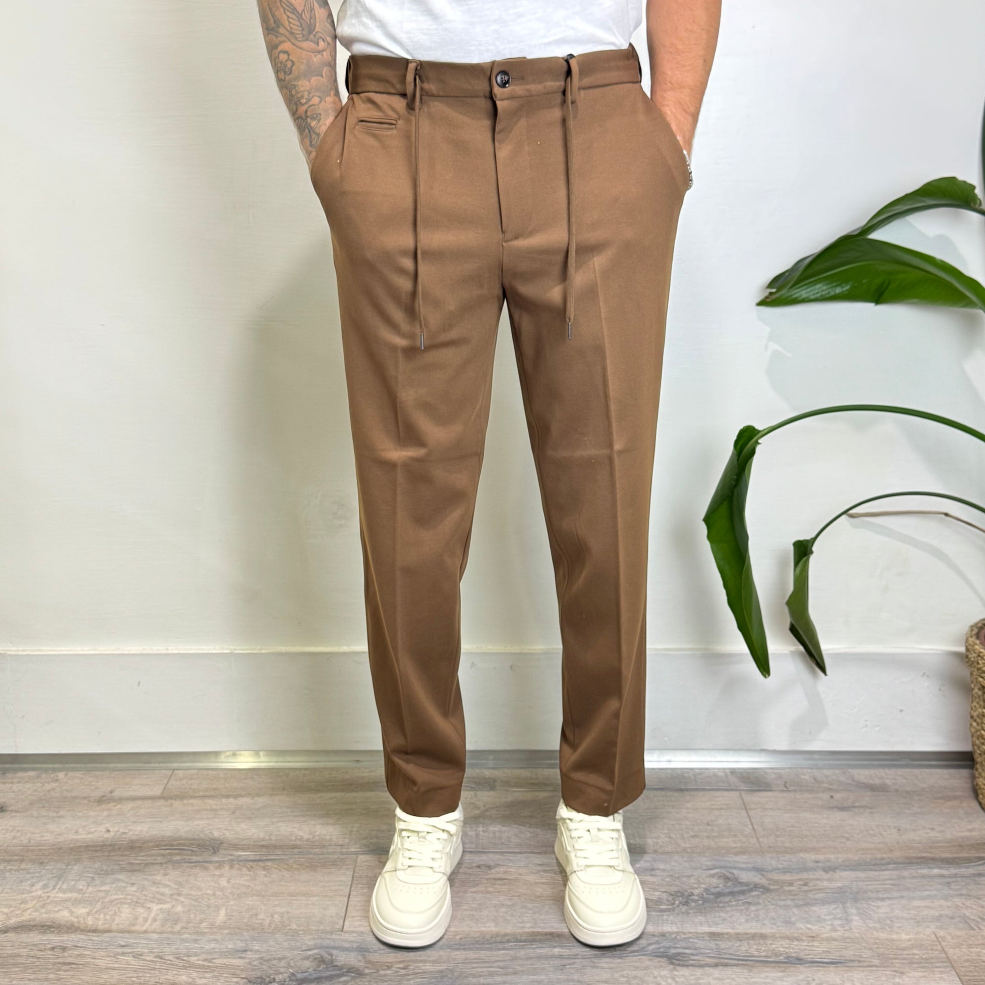 Pantalaccio punto Milano