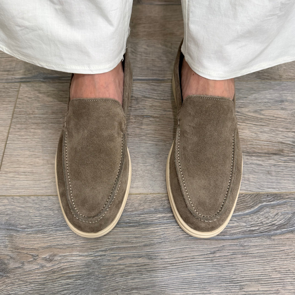 Slip on scamosciata