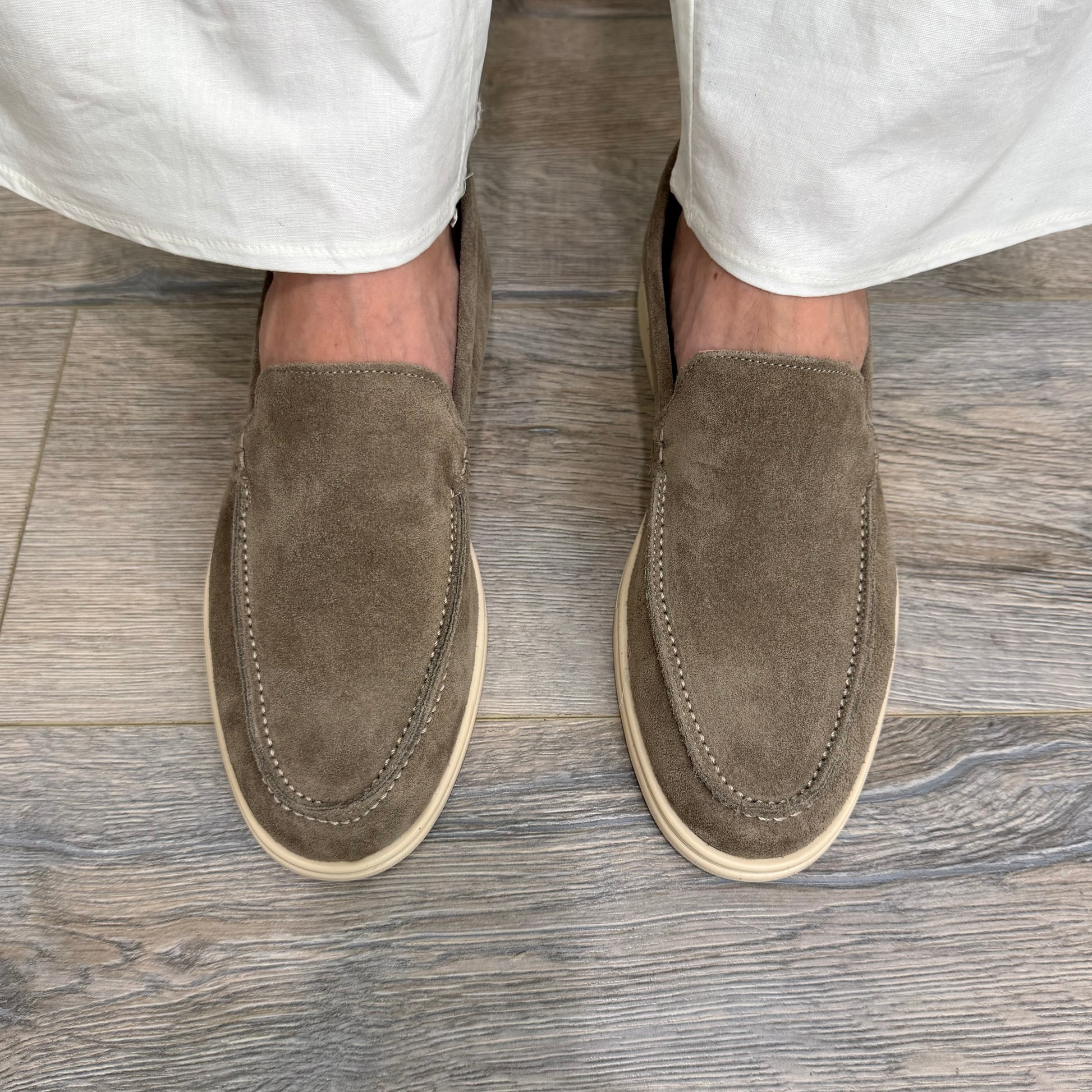 Slip on scamosciata